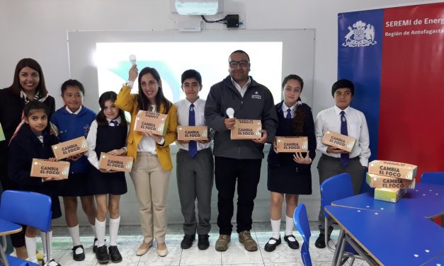 CAMPAÑA “CAMBIA EL FOCO: SUMA BUENA ENERGÍA” BENEFICIARÁ A COMUNIDAD ESCOLAR DE ESCUELAS Y LICEOS DE ANTOFAGASTA, TOCOPILLA Y TALTAL CON AMPOLLETAS LED