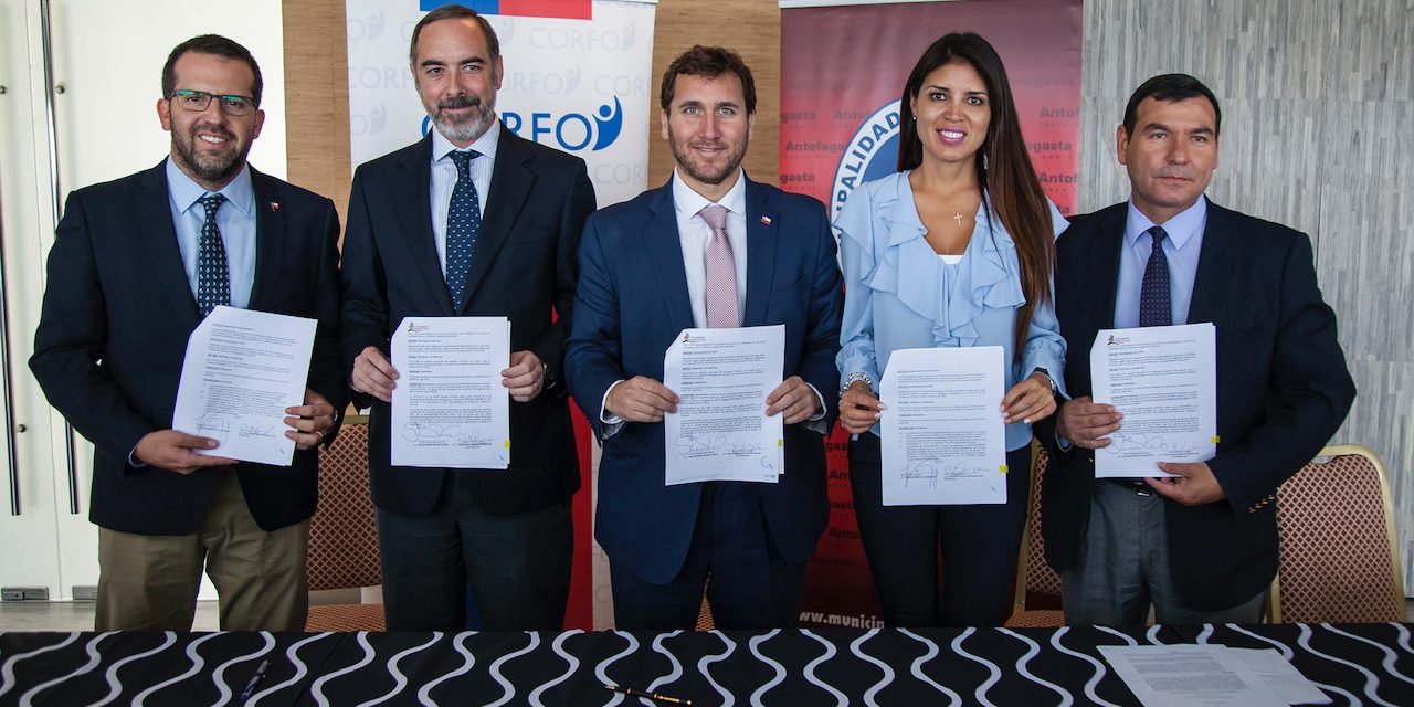 CORFO, SQM Y MUNICIPALIDADES FIRMAN CONVENIOS PARA CONCRETAR PRIMERA ENTREGA DE RECURSOS ACORDADOS EN CONTRATO DE SALAR DE ATACAMA