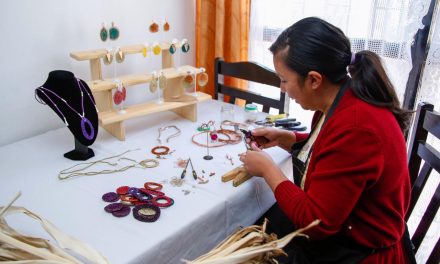 Parten Escuelas Mujer Emprende en el país, con 68 seleccionadas de la región de Antofagasta
