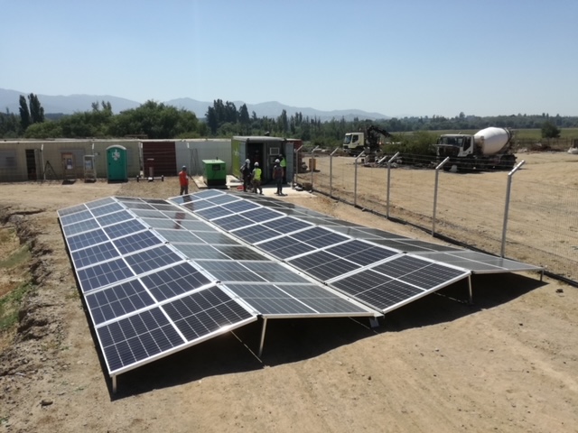 ACCIONA INSTALA EN CHILE UNIDAD FOTOVOLTAICA MÓVIL COMO FUENTE DE ENERGÍA SOSTENIBLE EN LA CONSTRUCCIÓN DE LA NUEVA  CÁRCEL DE TALCA