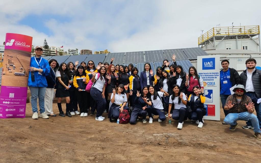 Exitosas Jornadas STEAM buscaron acercar a alumnas de liceos de Antofagasta al mundo de las energías