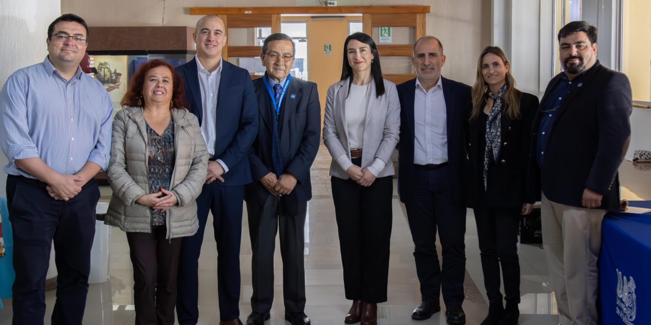 Universidad de Antofagasta y Conexión Kimal – Lo Aguirre se unen para favorecer la transferencia de conocimiento sobre innovación y energía