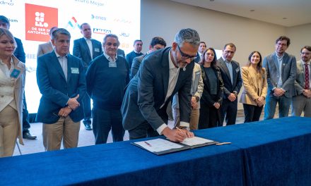 Antofagasta Minerals y proveedores firmaron acuerdo de colaboración para un futuro mejor