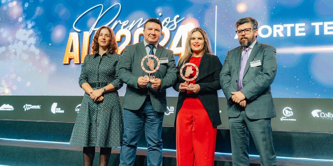 Locomotora de Hidrógeno de FCAB recibe  Premio “Aporte Tecnológico” de la AIA